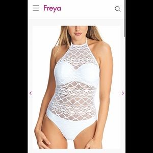 NWT White High Neck Cutout Swimsuit One Piece